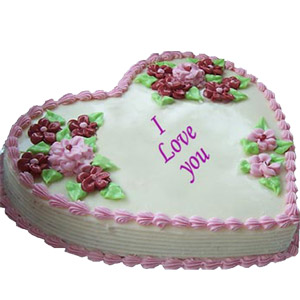 (008) Swiss - 4.4 Pounds Vanilla Heart Cake