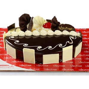(08) Half kg Chocolate & Vanilla Mix Cake Round Cake