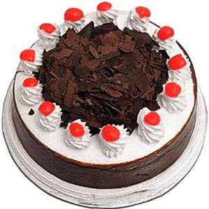 (36) Yummy Yummy - 2.2 Pounds Black Forest Round Cake