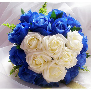 (13) 12 pcs Blue Roses & 6pcs imported white roses in a bouquet. 