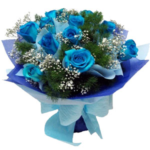 (05) 10 pcs Blue Roses in a bouquet. 