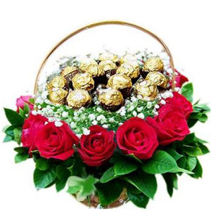 (0008) Ferrero Rocher and Rose Basket