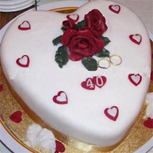 3.3 Pounds Vanilla Heart Cake