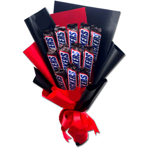 Snickers Delight Chocolate Bouquet