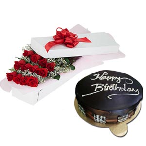 Cake W/ Red roses