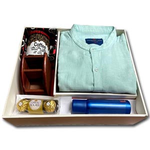 (0006) Shirt, Mug & Perfume W/ Chocolates & Pen holder