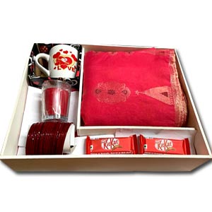 (0007) Sharee, Churi ,Mug W/ Kitkat & Candle