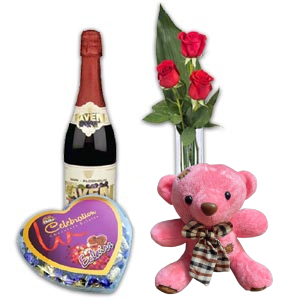 (81) Red Roses W/ Twin bear, Chocolate & Sparkling Juice