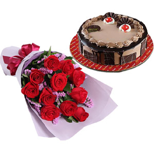 2.2 pound cake W/ 1 dozen red roses in bouquet