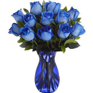 (07) 12 pcs Blue Roses in vase. 