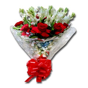One Dozen Rajanigandha and One Dozen Red Rose in a Bouquet
