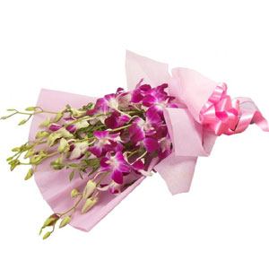(008) Purple Orchids in bouquet