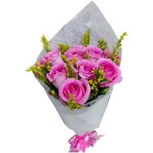 Imported 12pcs pink roses in a bouquet