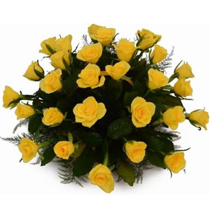(05) 2 dozen yellow roses in a basket