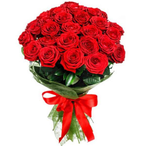 2 dozen red roses in a bouquet
