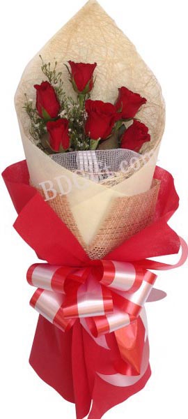 (001) 6 pcs red roses in bouquet