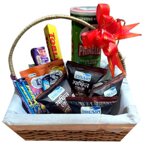 Sweet & Crunchy Snack Treat Basket