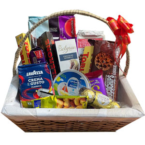 Deluxe Chocolate, Coffee & Snack Gift Hamper
