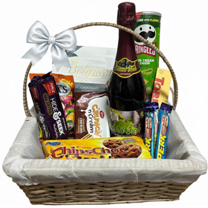 Grand Celebration Snack & Chocolate Hamper
