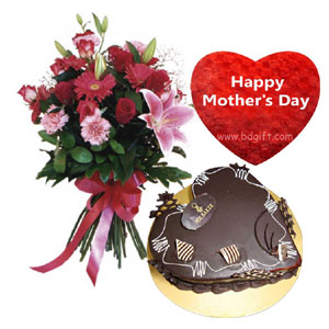 Cake W/ Mixed Flowers in Bouquet & Mother' s Day Heart shaped pillow