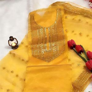 Lovely Kamiz with matching Orna & Salwar